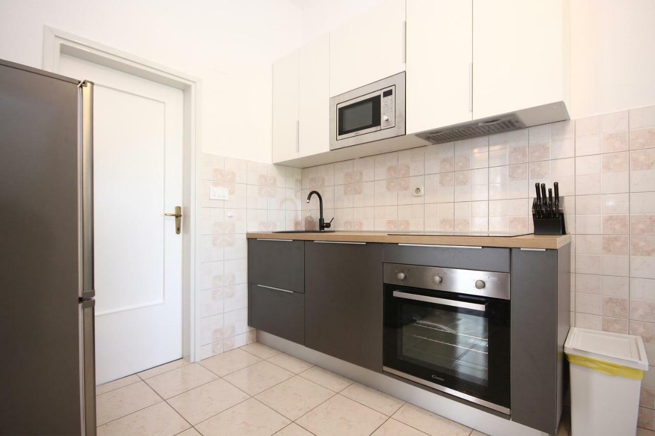 Heavenly Bay Apartment